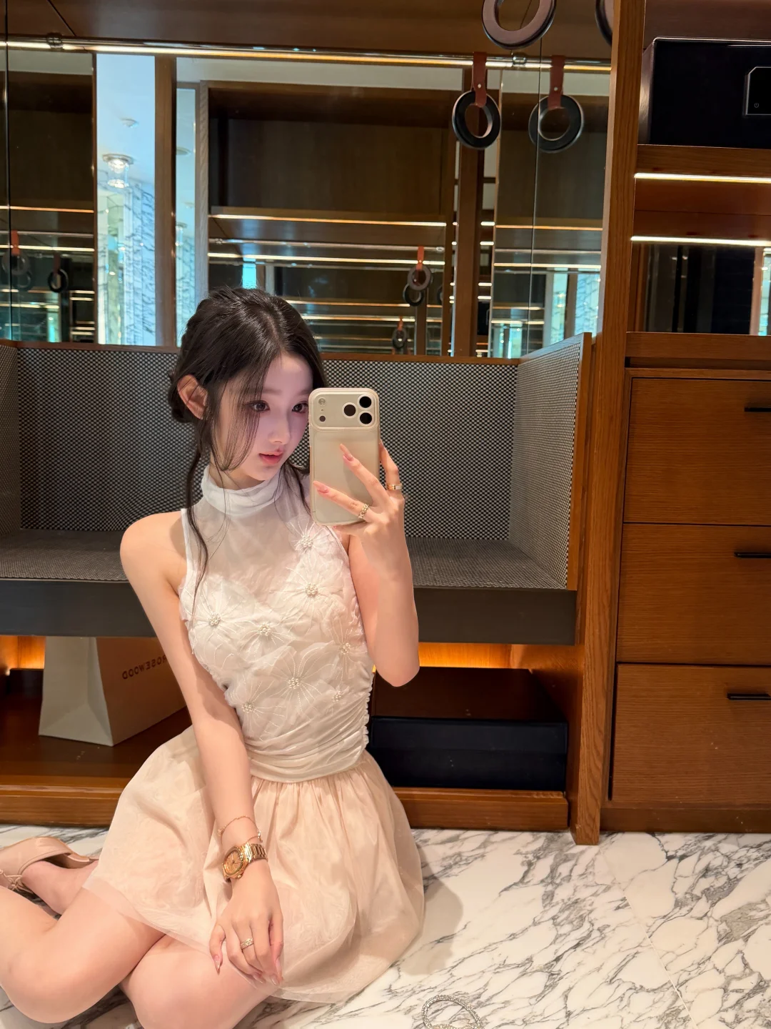 古早美女感