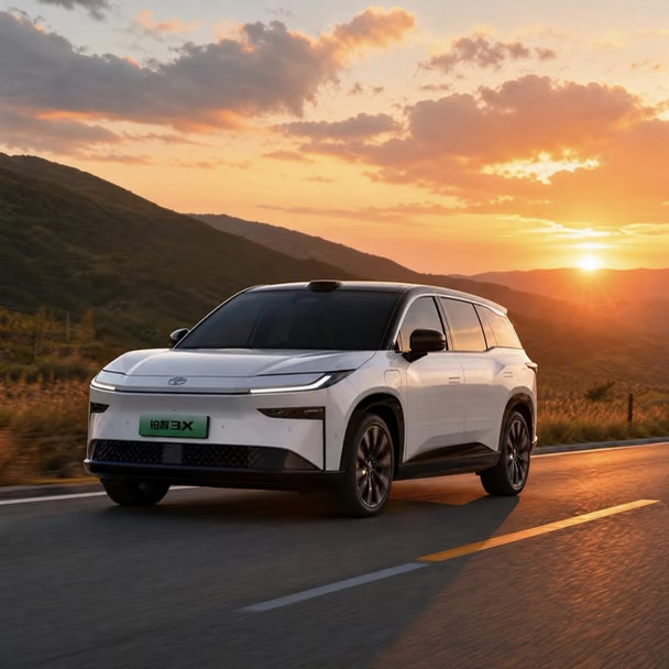 家用纯电 SUV 选它✅一家人出行幸福感拉满
