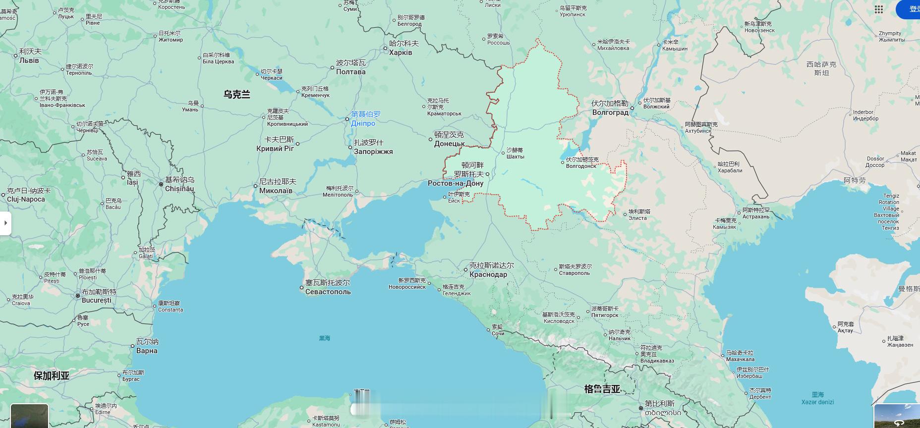 由于无人机对物流基础设施的反复袭击开始扰乱亚速海-黑海的航运，俄罗斯罗斯托夫州宣布进入紧急状态。
罗斯托夫州州长表示，自7月10日以来，局势一直十分严峻。他警告说，其后果可能不仅限于经济损失，还会影响到他所说的“正常生活条件”。自7月中旬以来，俄罗斯在黑海和亚速海沿岸的港口一直遭受系统 ​