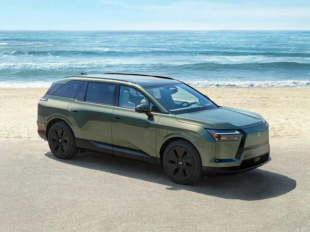 Lexus国产预计投产的车TZ

有媒体猜测：

搭载400马力四驱

95kWh电池

车重2.4顿

650km续航

大家认为在中国市场这款车型买到多少钱才能打？

#汽场全开##大v聊车##新能源汽车# ​