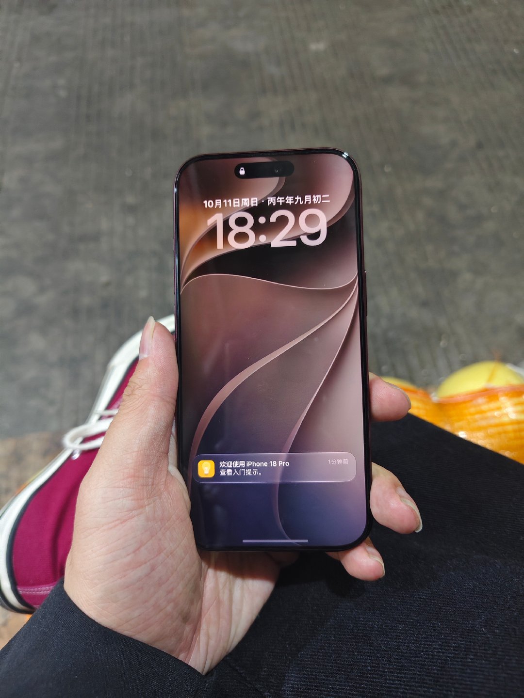 封神的iphone18，不靠吹牛。 ​