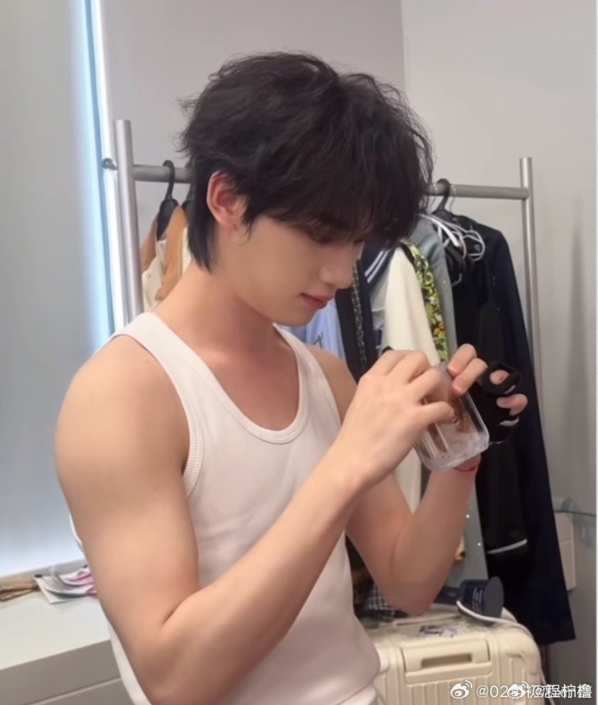 #丁程鑫[超话]##给丁程鑫的七夕星河情书##丁程鑫这就是街舞##丁程鑫你好星期六# 

“亿万分秒见证了对你的亿万次心动.”𝓑𝓲𝓵𝓵𝓲𝓸𝓷𝓼 𝓸𝓯 𝓶𝓲𝓷𝓾𝓽𝓮𝓼 𝓱𝓪𝓿𝓮 𝔀𝓲𝓽𝓷𝓮𝓼𝓼𝓮𝓭 𝓶𝓲𝓵𝓵𝓲𝓸𝓷𝓼 𝓸𝓯  ​