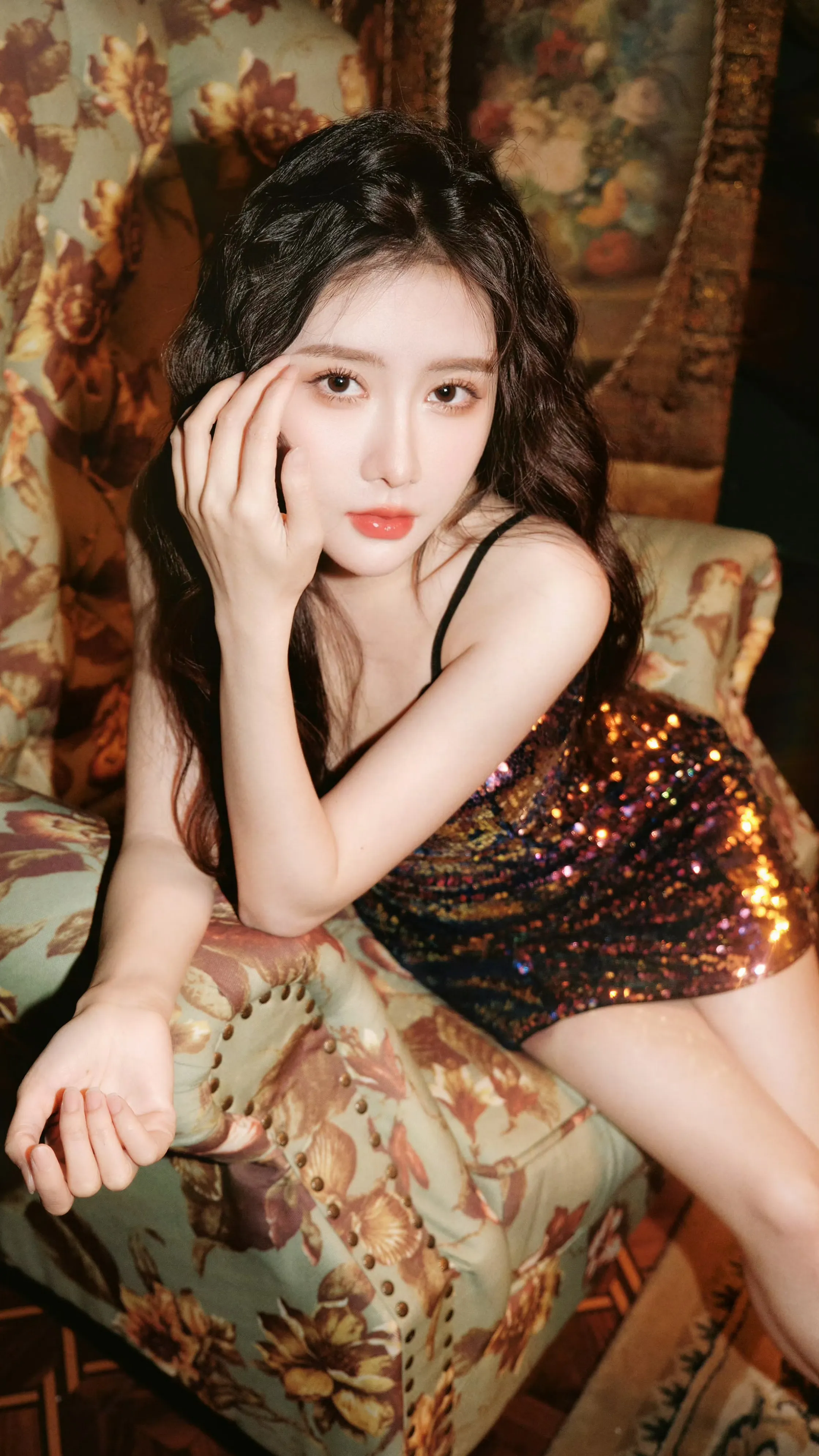 深圳大学飒爽美女温果希 温果希，1998年1月3日出生于广东深圳，摩羯...