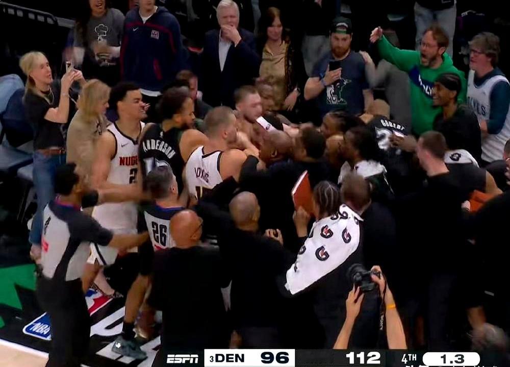 NBA季后赛的潜规则，到底该不该守？    比赛剩1.3秒，森林狼大比...