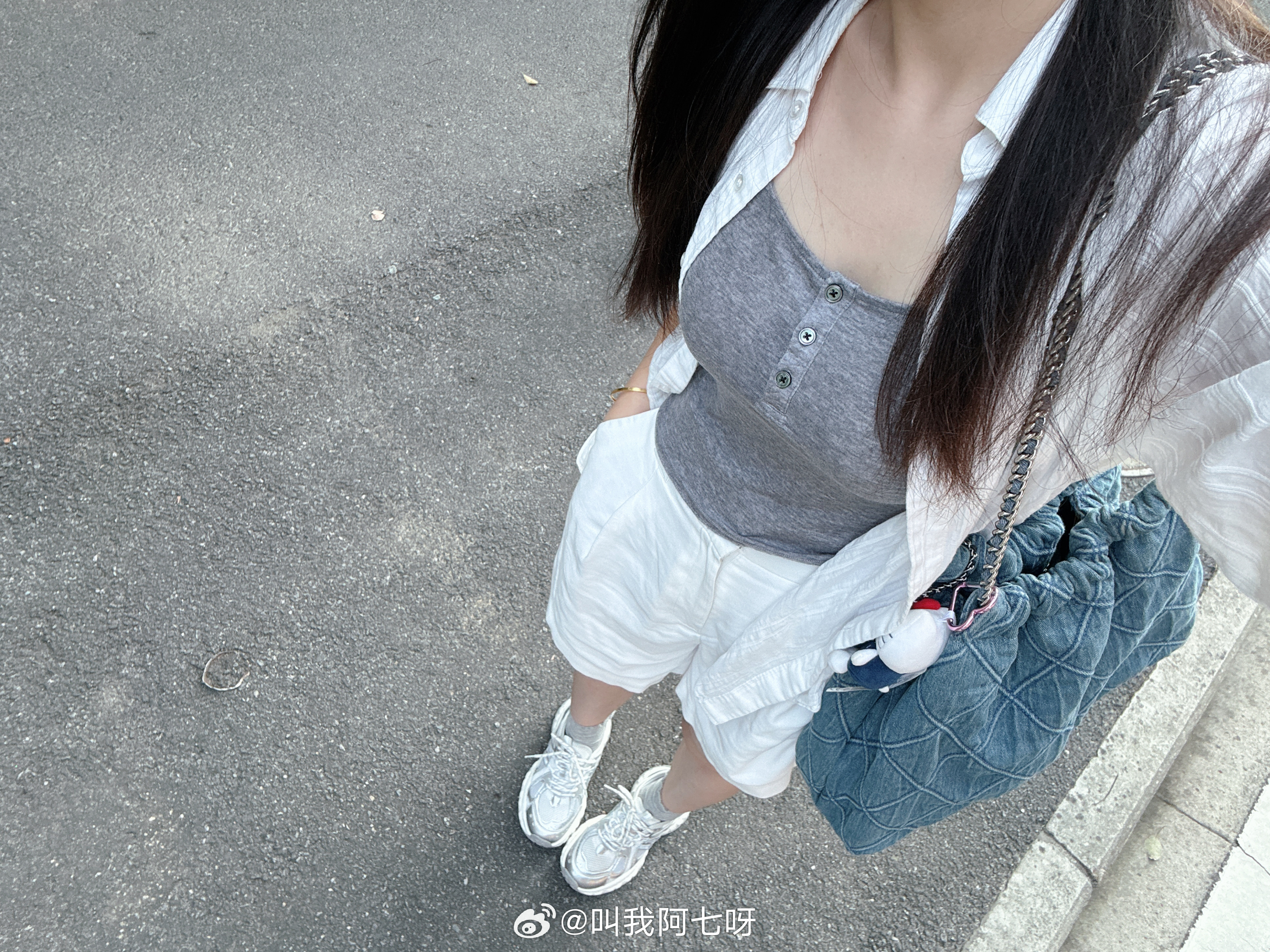 老己，再瘦五斤我就不为难你了[可怜] ​​​