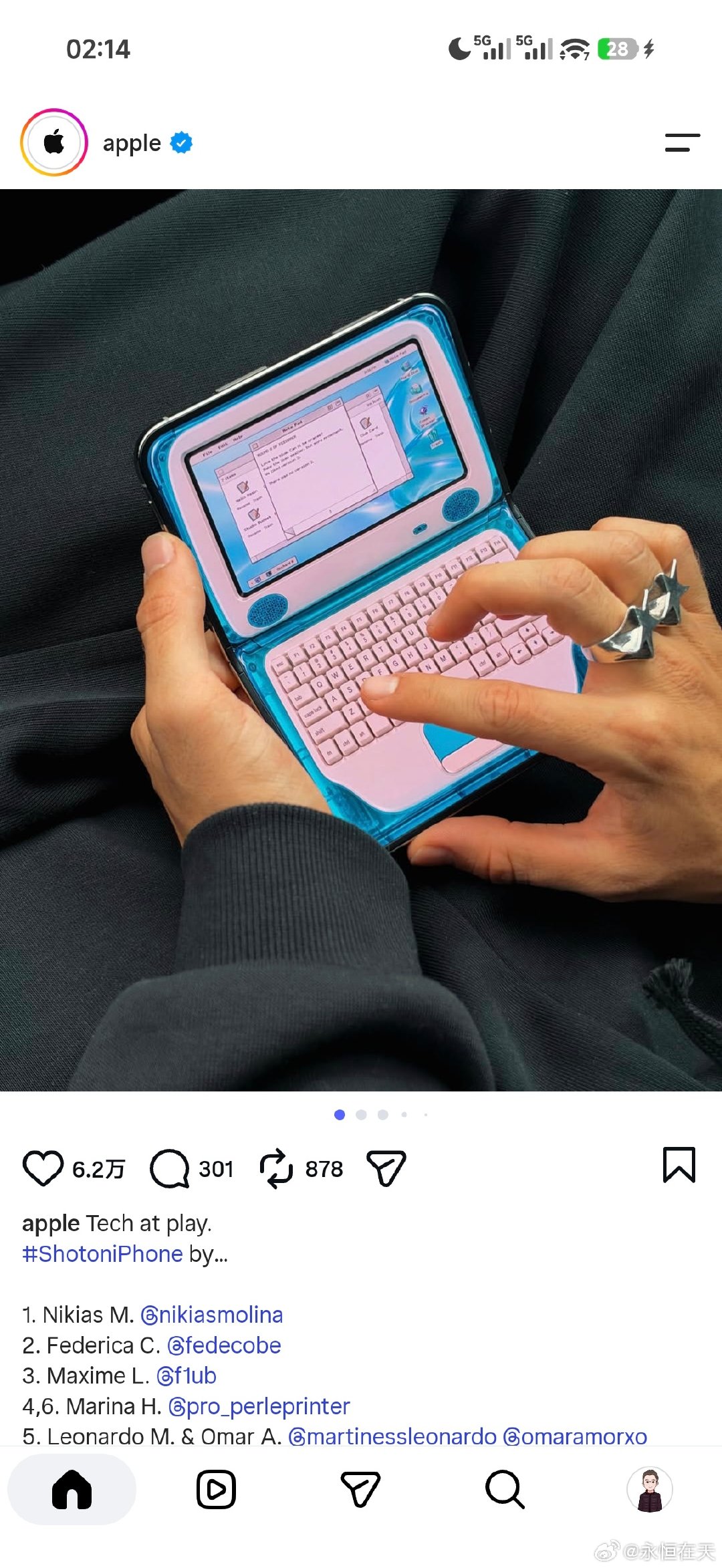 绝，苹果官方 ins 账号发这个模拟各代 MacBook 的项目了，这应该要被当优秀案例一直宣传了，下次特努斯去他工作室的那种 ​