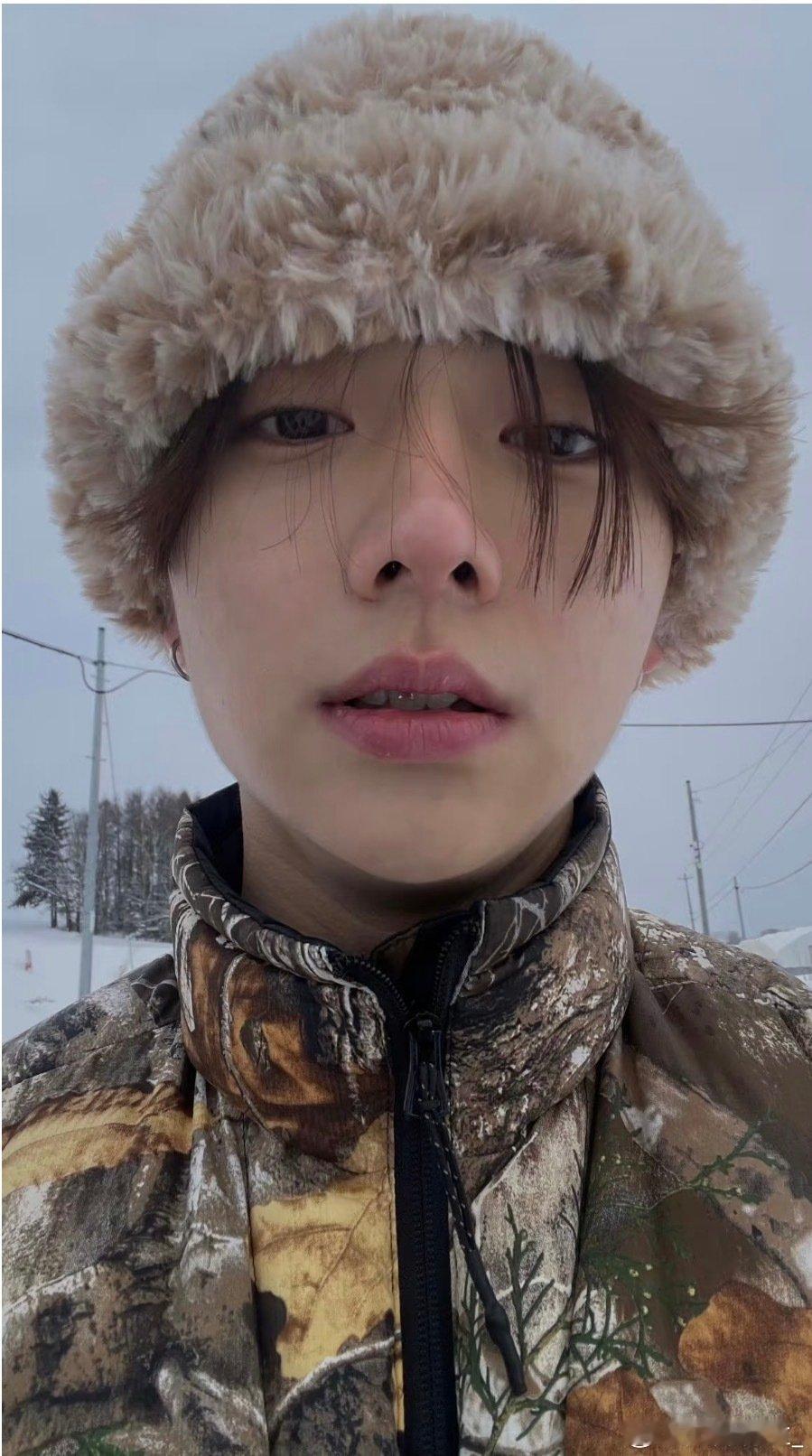 #李相沅# 
好会穿一男的
好会拍一男的
[期待] ​