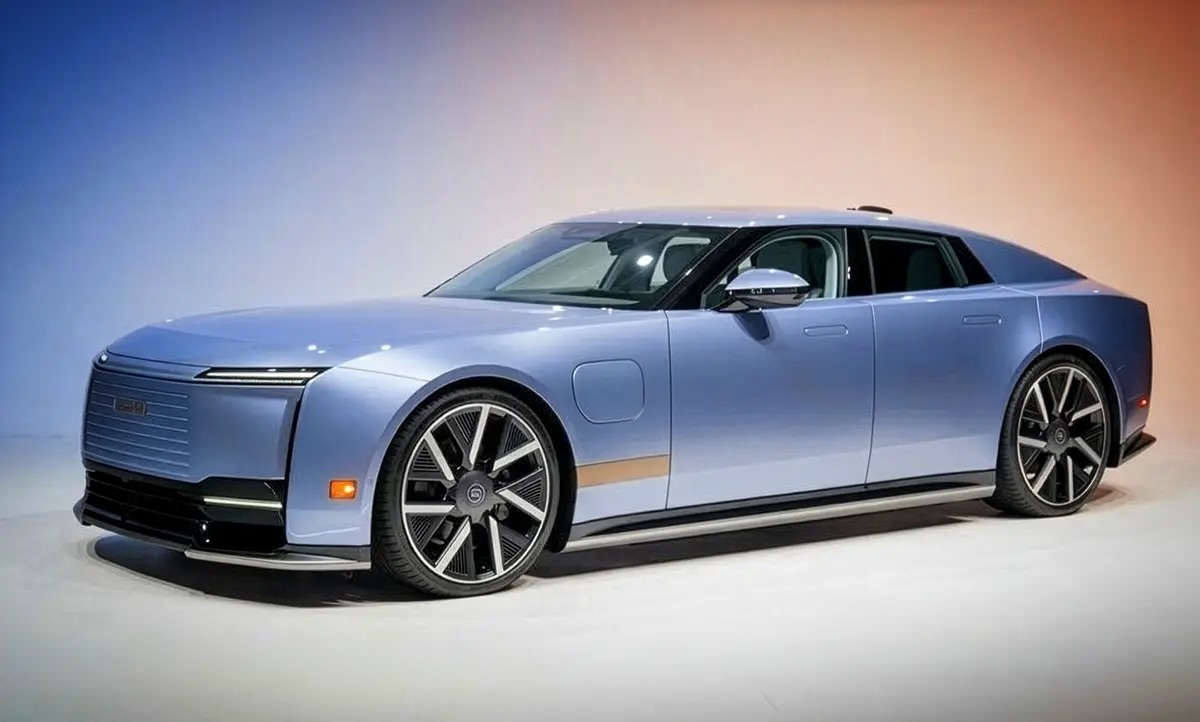 2027捷豹Type 01正式亮相，全新纯电豪华轿车，平直简洁的车身线条，保留英式豪华气质，彻底重构捷豹的设计语言。

转载于:vburlapp 捷豹Type01 捷豹 豪华纯电轿车 新车发布