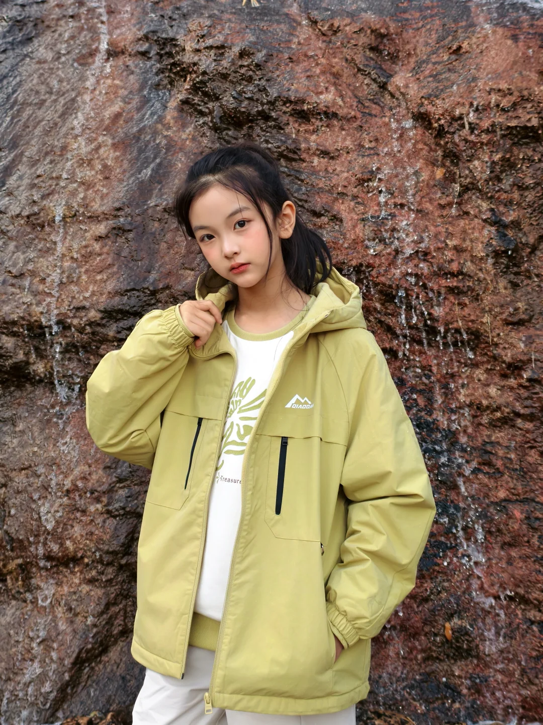 山系女孩早冬ootd🧗🏻‍♀️把我焊在自然里！