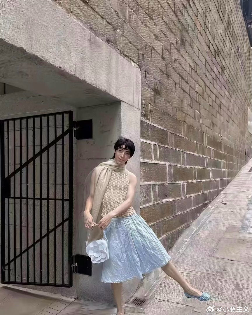 伊能静的儿子，这是走了向佐的赛道 ​