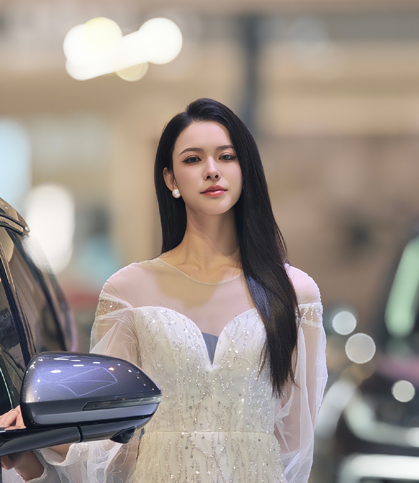 车展上最亮眼的小姐姐