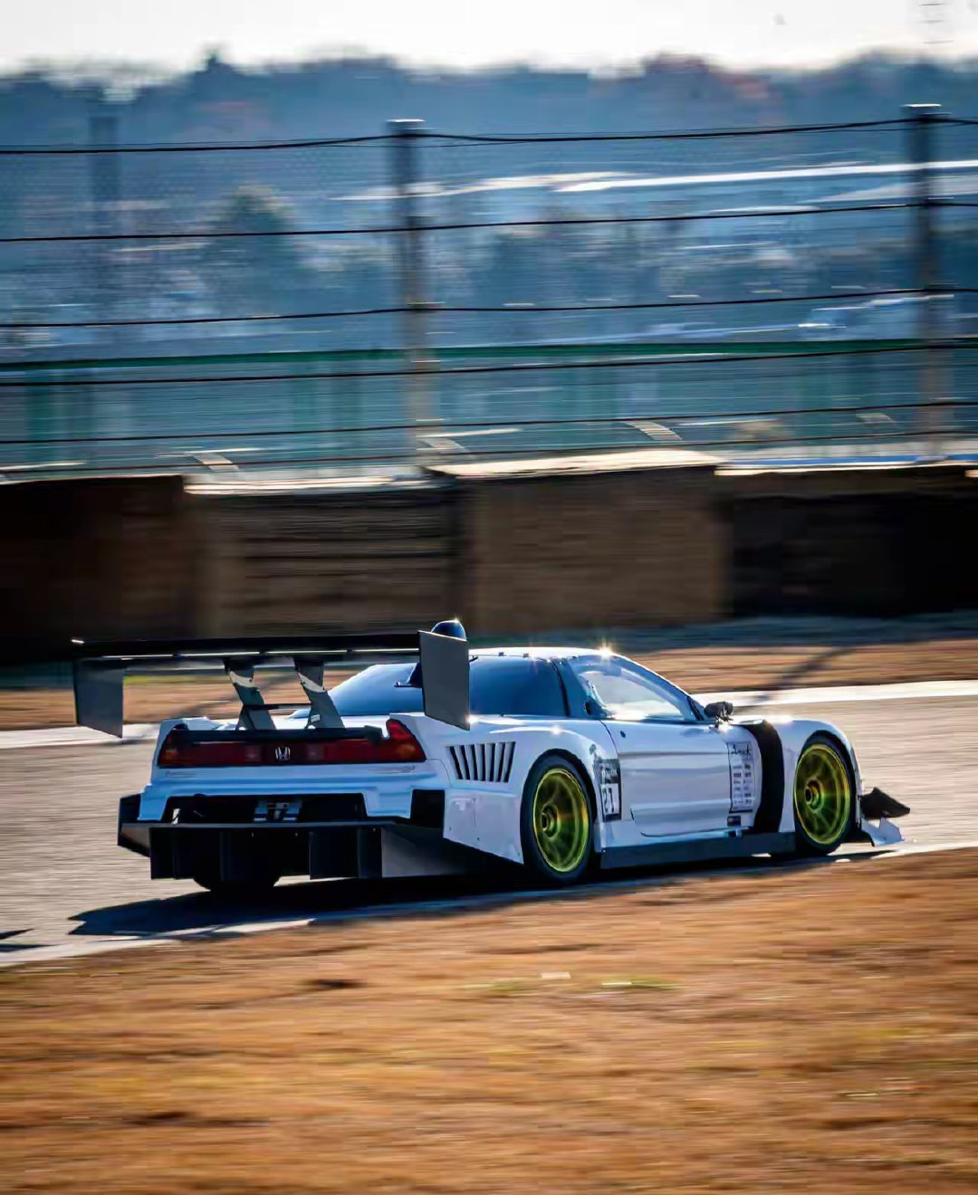 日本最快NSX：Tomiyoshi Racing NSX
#汽车文化 # jdm #赛道日 # 跑车出击 #dogfight # timeattack #计时赛 # nsx #本田 # c30a ​