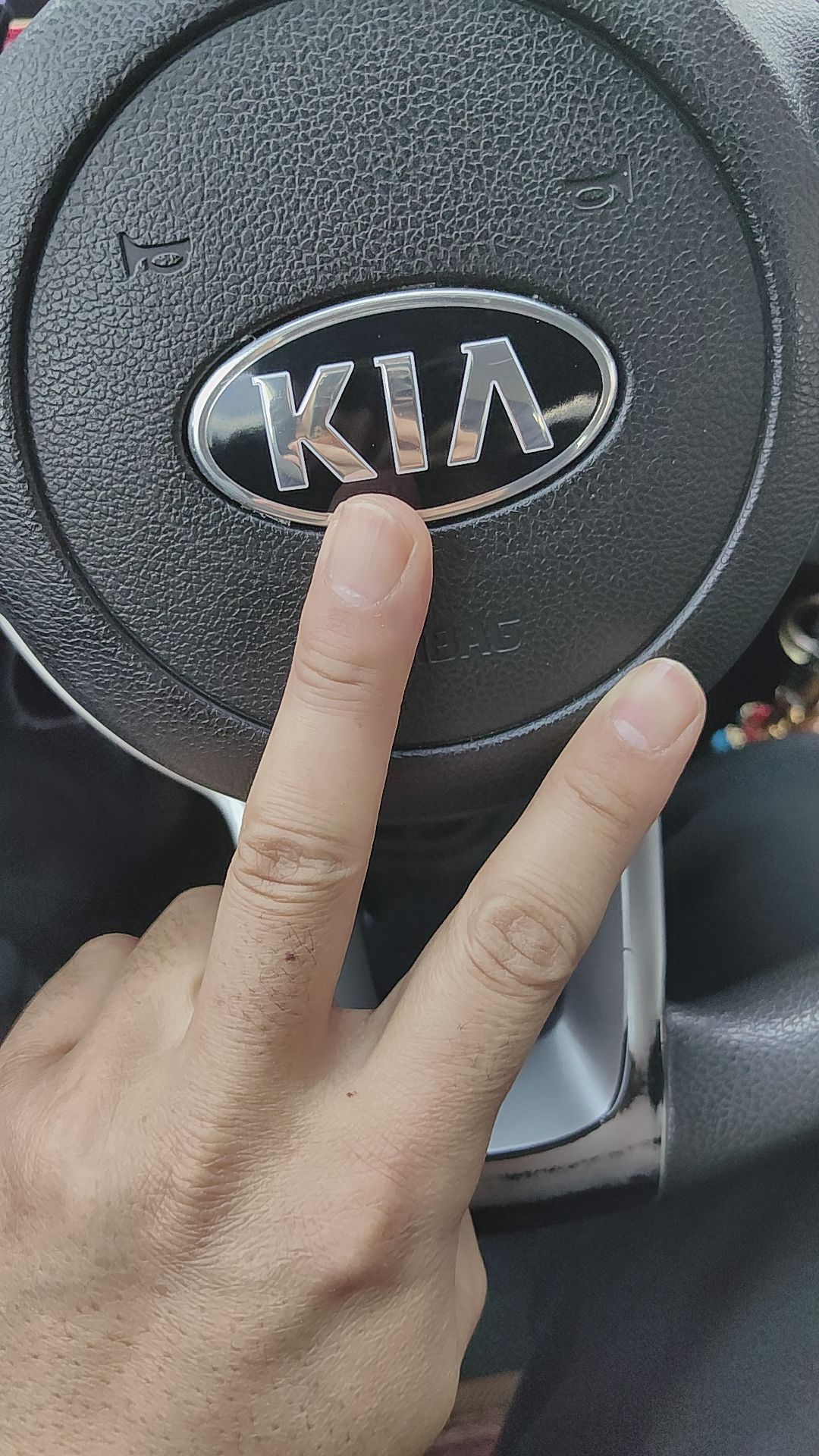 <p>汽车知识 <!--{img:0}--></p><img src=...