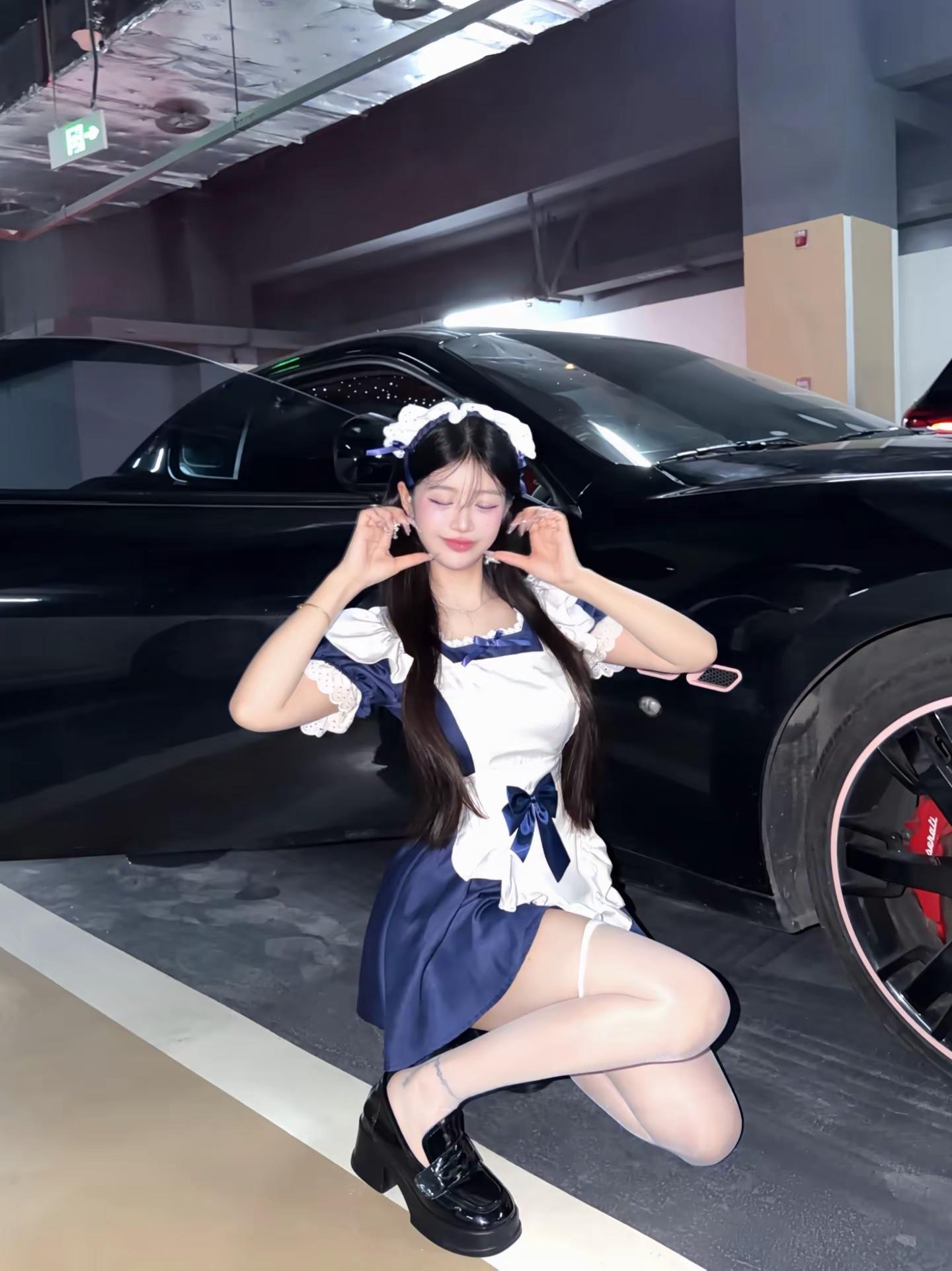 今天是听话的粘人小猫咪。