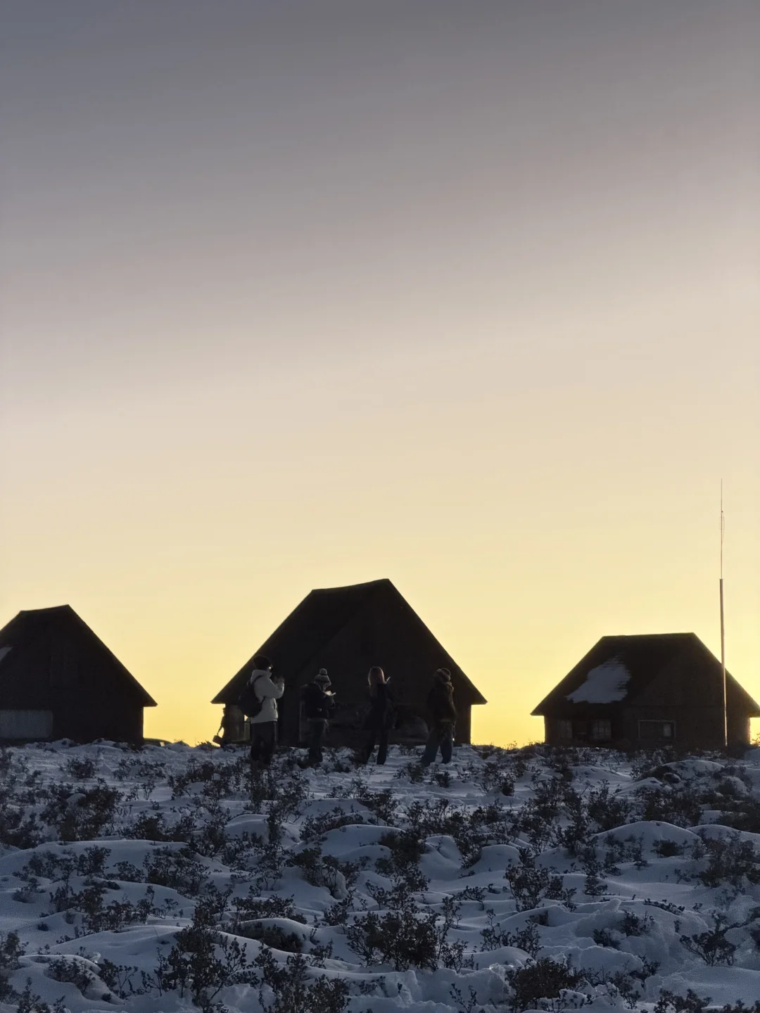 如果你看见一个人在一个时间节点以后，突然气质大变，满眼都是朝气，浑身松...