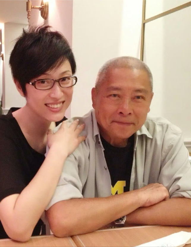 58岁陈法蓉，悲痛发文！
9月2日深夜，女星陈法蓉突然更新社交账号，悲痛发文悼念已故的老戏骨刘兆铭。
9月2日晚，刘兆铭被曝去世，随后资深艺人丁羽证实刘兆铭的确已经去世，并透露他是在9月2日晚6点去世，享年94岁。
消息一出，令人震惊和心痛。
震惊是因为9月2日，香港娱乐圈失去了两位老戏骨，另一位是