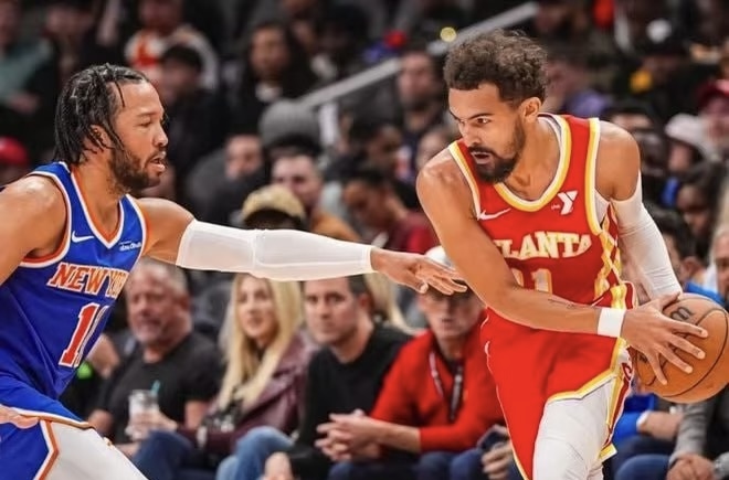 NBA 老鹰VS尼克斯  老鹰 亚特兰大老鹰队目前在东部联盟排名中游...