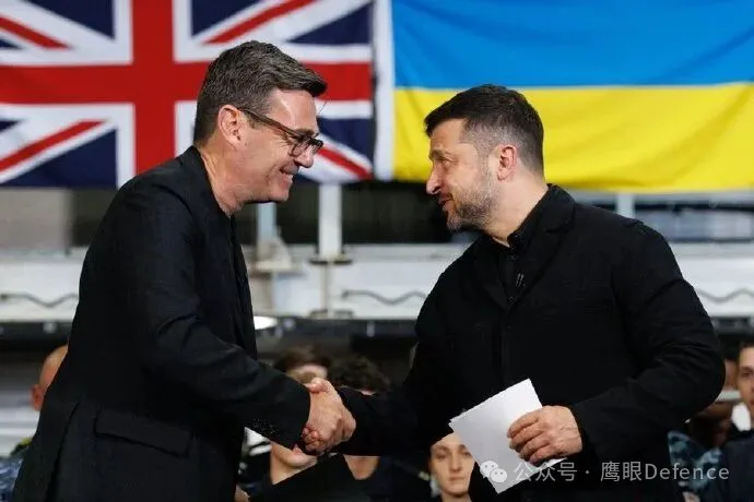 包括欧盟委员会主席冯德莱恩和英国首相安迪·伯纳姆在内，诸多外国政要已经到了基辅，准备参加乌克兰独立日纪念活动，展示对乌克兰的支持，强调“乌克兰的自由就是我们的自由”，欧盟更是在当天批准了对乌克兰的61亿欧元资金支持，用于乌克兰目前迫切需要的防空尤其是反导系统。
值得注意的是，来到基辅的外国政要中，还
