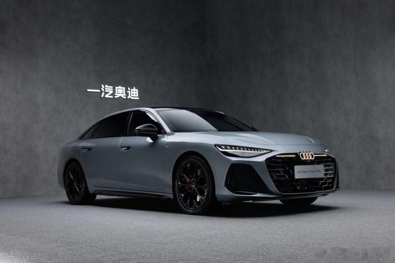 全新奥迪A6L动力矩阵，3.0T V6与2.0T看点

对动力有要求的用户，往往会关注发动机矩阵。全新奥迪A6L搭载新一代EA839 3.0T发动机和第五代EA888 2.0T发动机，其中3.0T V6发动机最大功率270kW，峰值扭矩550N·m。⚙️🚗

3.0T车型0-100km/h加速时间为4.6s，带来媲美跑车的强劲动力体验，也以充沛动力储备 ​