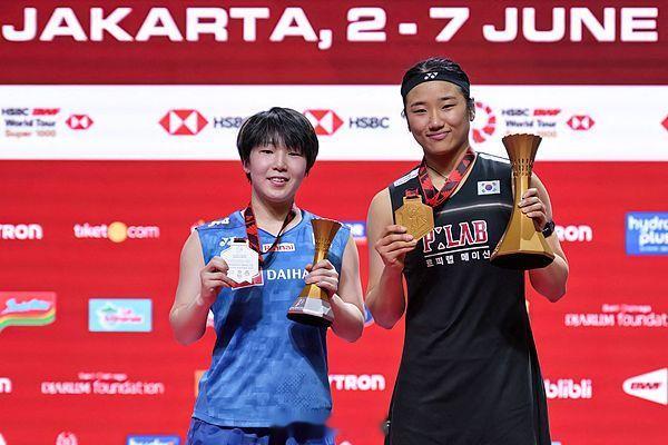 2026年印尼羽毛球公开赛女单决赛，安洗莹23-21、21-12战胜山...