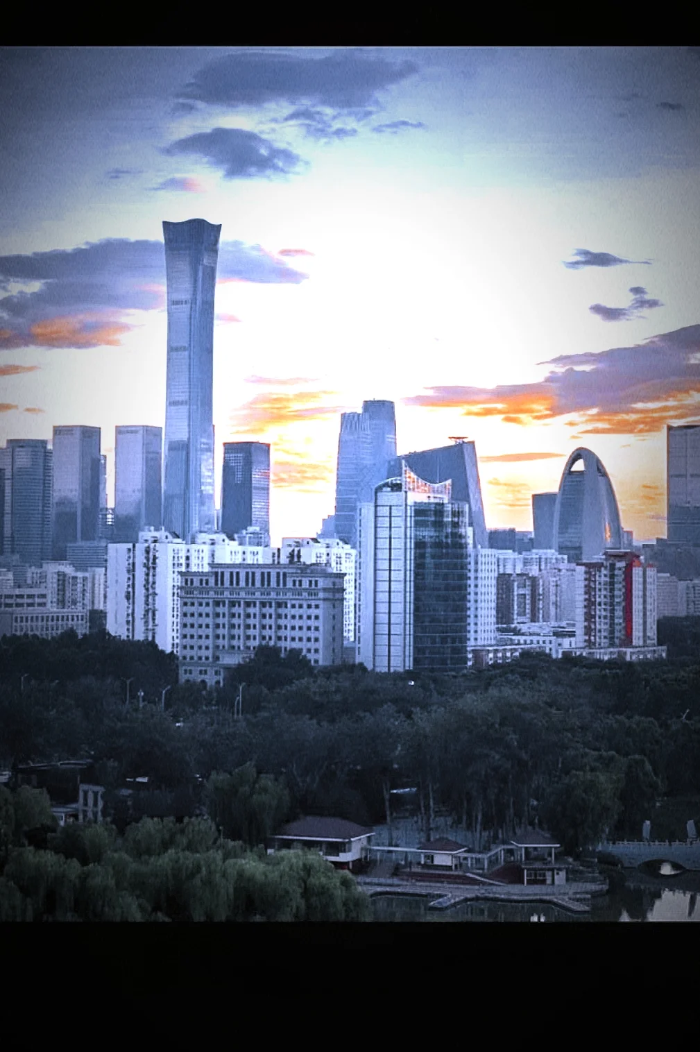 体制内：四述报告