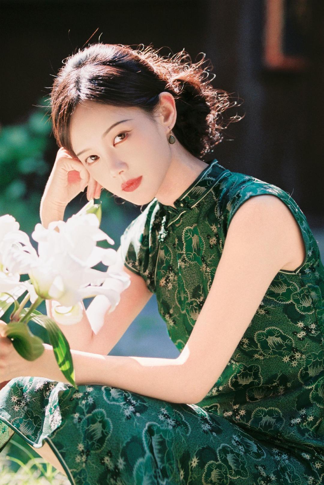 #李一桐我不是大师# 🩵#李一桐江飞燕# 
2026.10.5 | 🍠更新
春去秋来 燕子拜拜

​