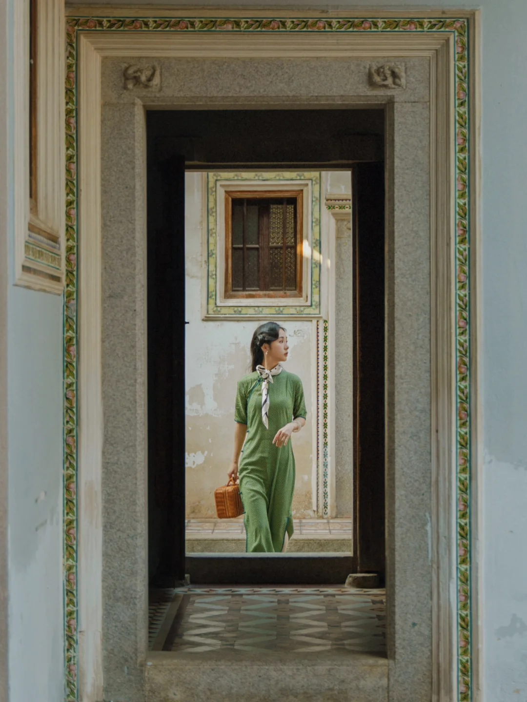 用韦斯·安德森和王家卫的方式打开汕头