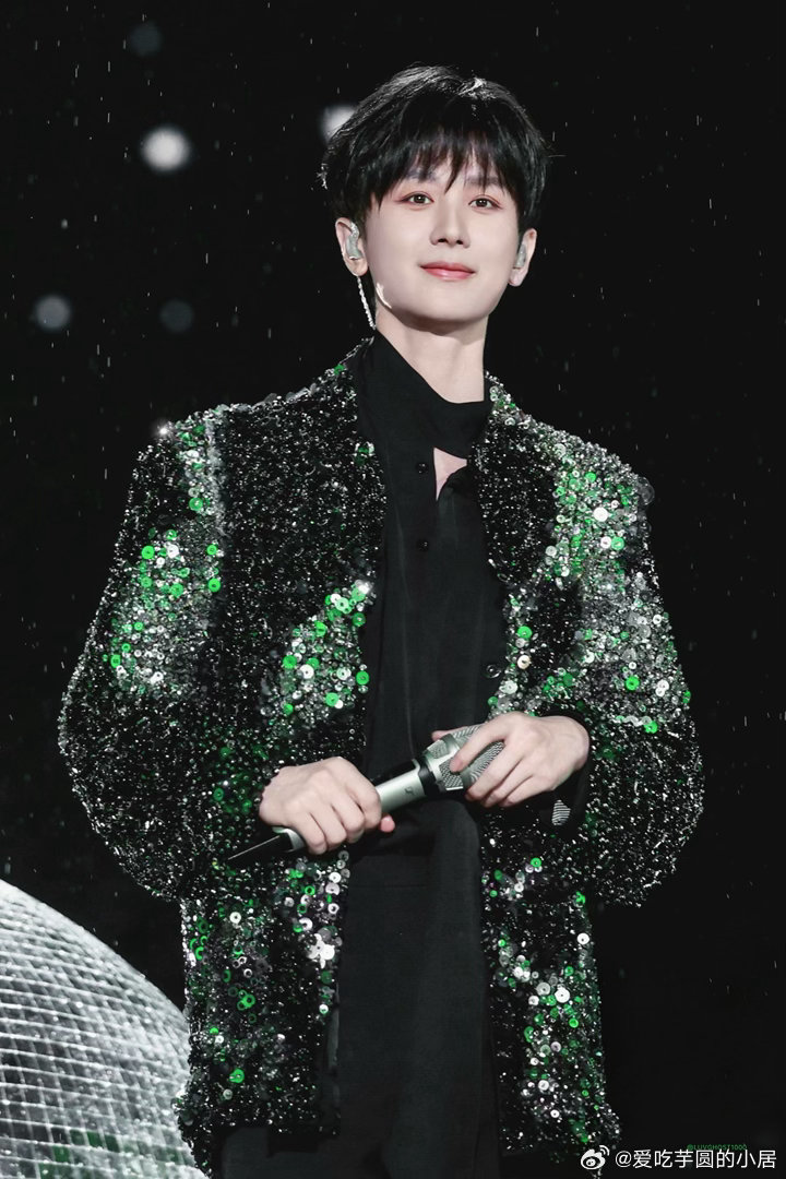#成毅狩谎#cy#成毅林彦廷#

你对待角色的虔诚，对待他人的谦和，都藏着最动人的温柔，这就是演员成毅。

成毅｜卢云 | 两京十五日 | 朱瞻基 ｜狩谎｜林彦廷 ｜赴山海｜萧秋水｜李沉舟｜肖明明｜天地剑心｜王权富贵 | 长安二十四计｜谢淮安｜​