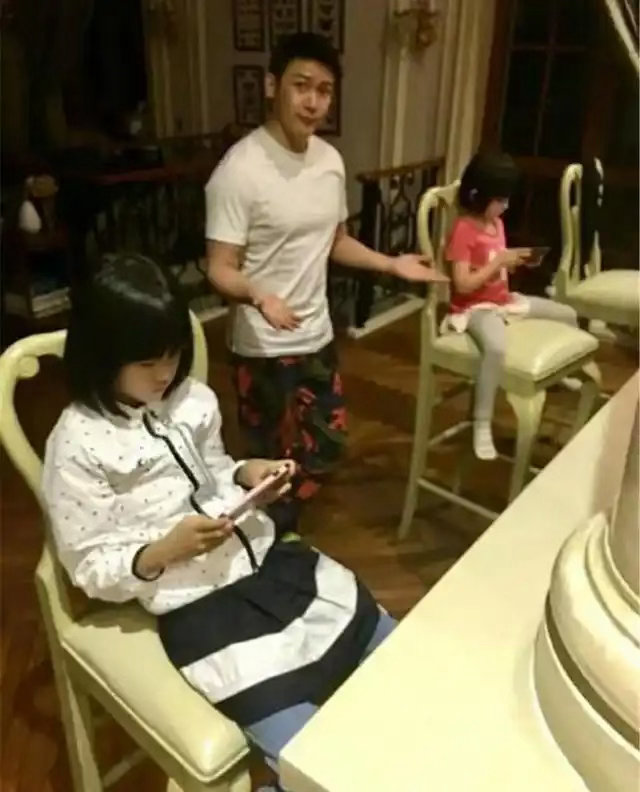 陆毅鲍蕾的上海豪宅堪比皇宫，低调奢华背后的凡尔赛生活真相揭秘，这才是令人羡慕的婚姻状态。 ​