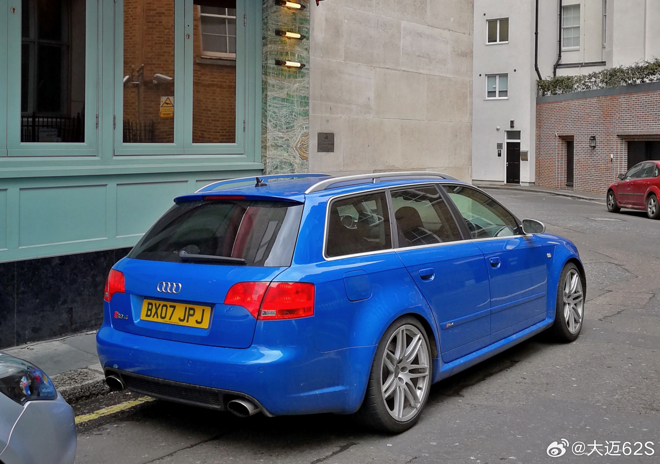 #奥迪[超话]##p20##伦敦##rs4# 
英国(伦敦) 奥迪 RS4 Avant B7 (11-12) ​
