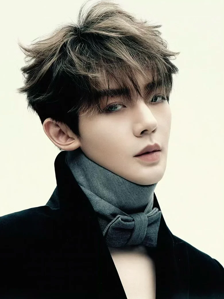 给邓为化的歌特风小烟熏妆