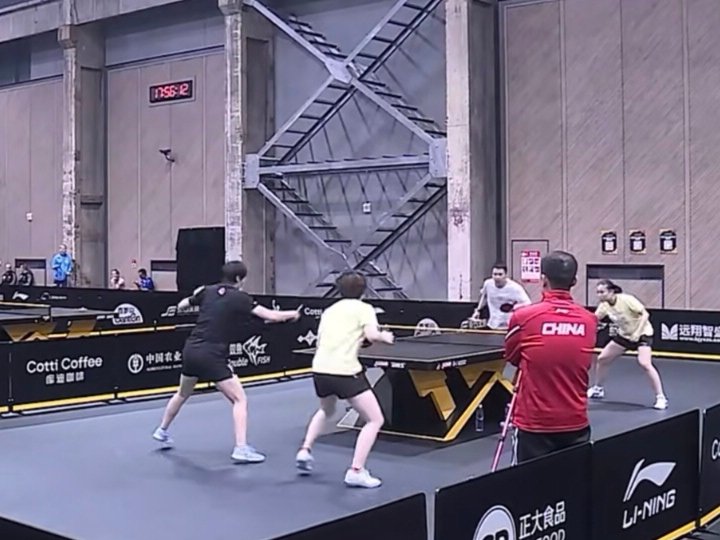 女双快开始啦
18:35 二号台
 🇨🇳王曼昱蒯曼VS高雨欣向俊霖🇨🇳
今天第二场，王曼昱加油💪💪💪 ​​​