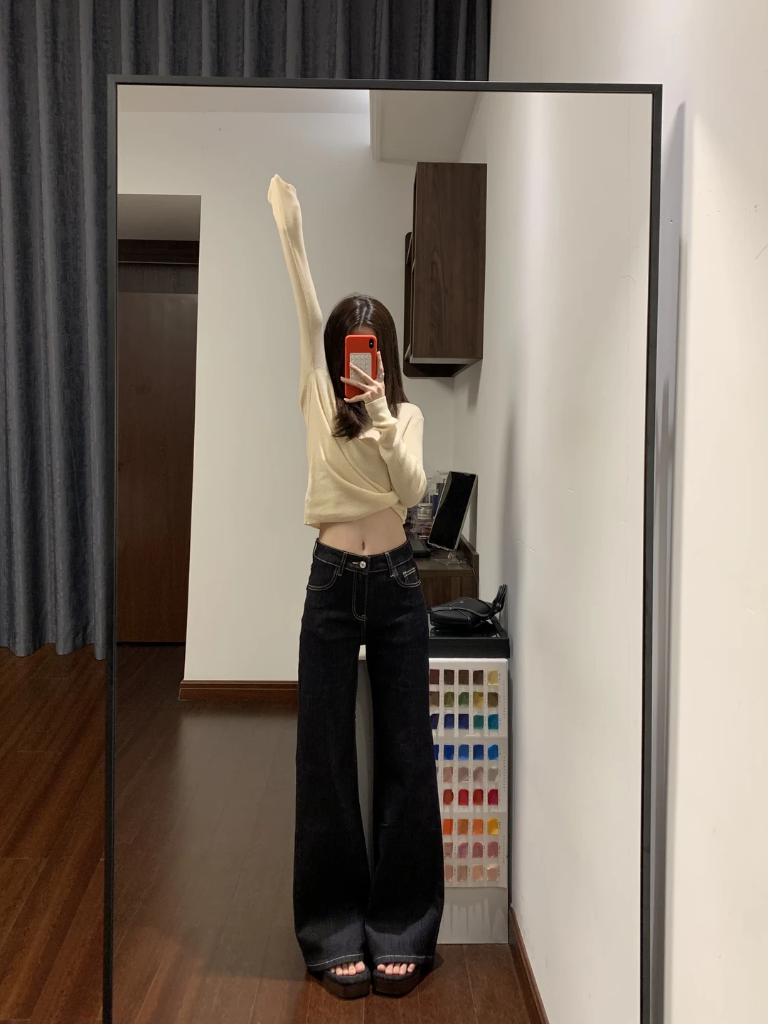 好舒服的黑金配色啊啊啊啊！！！！