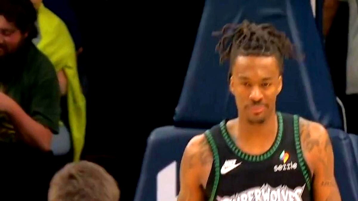 加时赛领先13分被翻盘！火箭这球输得太憋屈了。  杜兰特和申京合砍60...