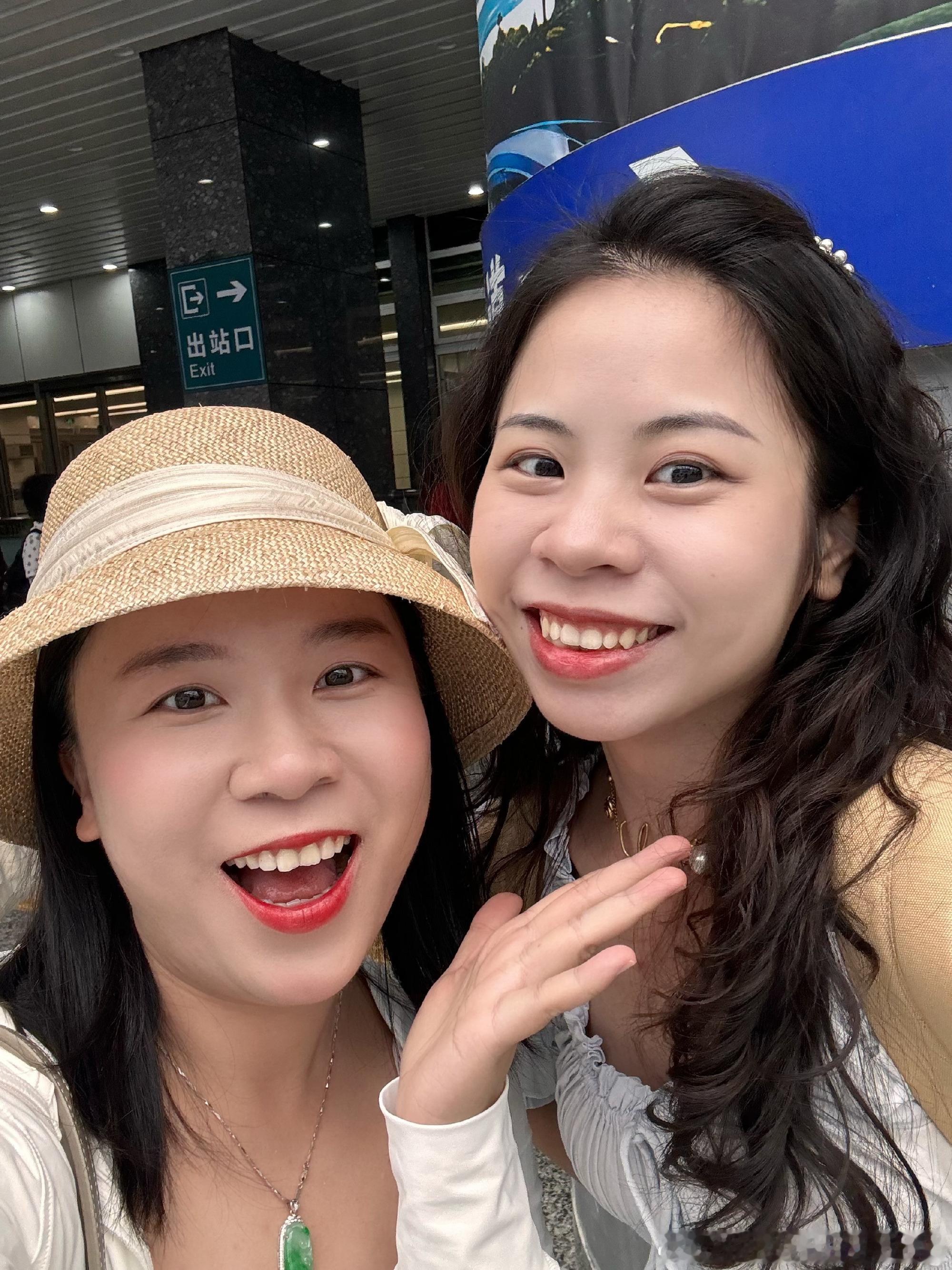 +两个礼拜的药不能停，五一假期小聚计划差点惊险泡汤，但最后还是跑广州去...