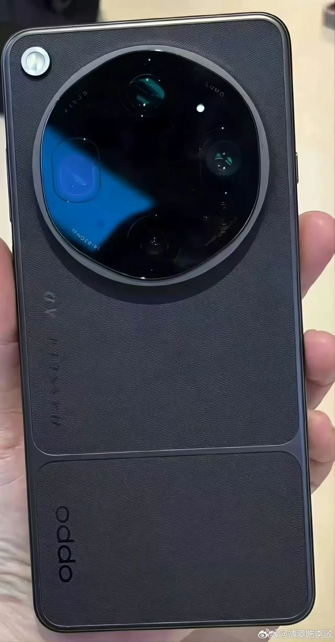 疑似OPPO Find X9 Ultra真机图!