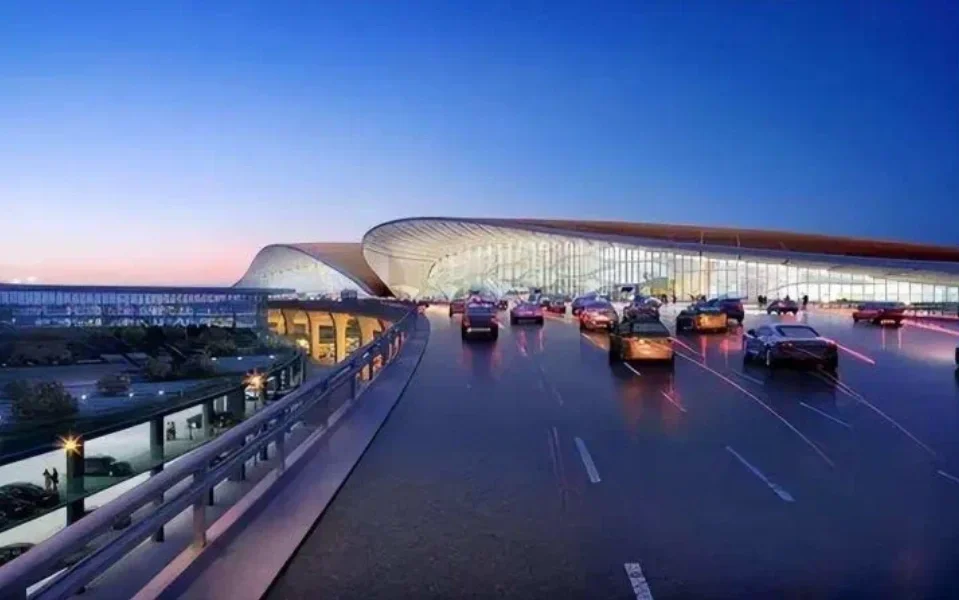 首都机场：惨淡经营！