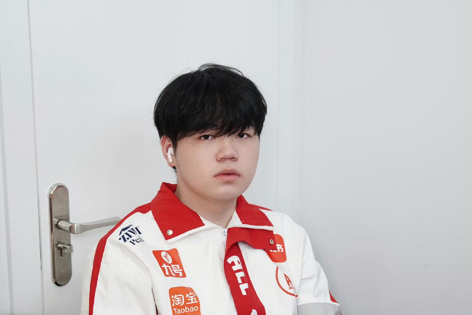 #AG告别年总#
红红春季赛杀回来好吗[泪][泪][泪] 
好好复盘 好好总结 好好训练 春季赛见！ ​
