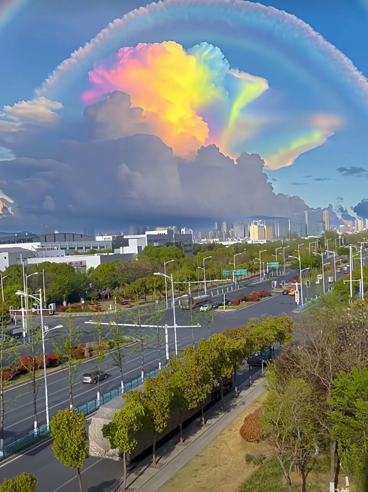 <p>万万没想到 <!--{img:0}--><!--{img:1}-...