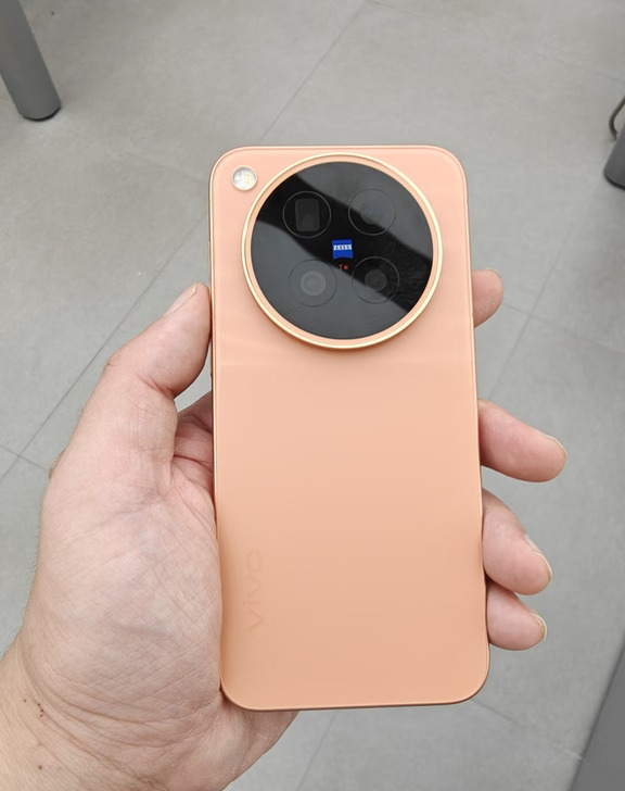 vivo X500pro上手,说下小屏机的实际感受