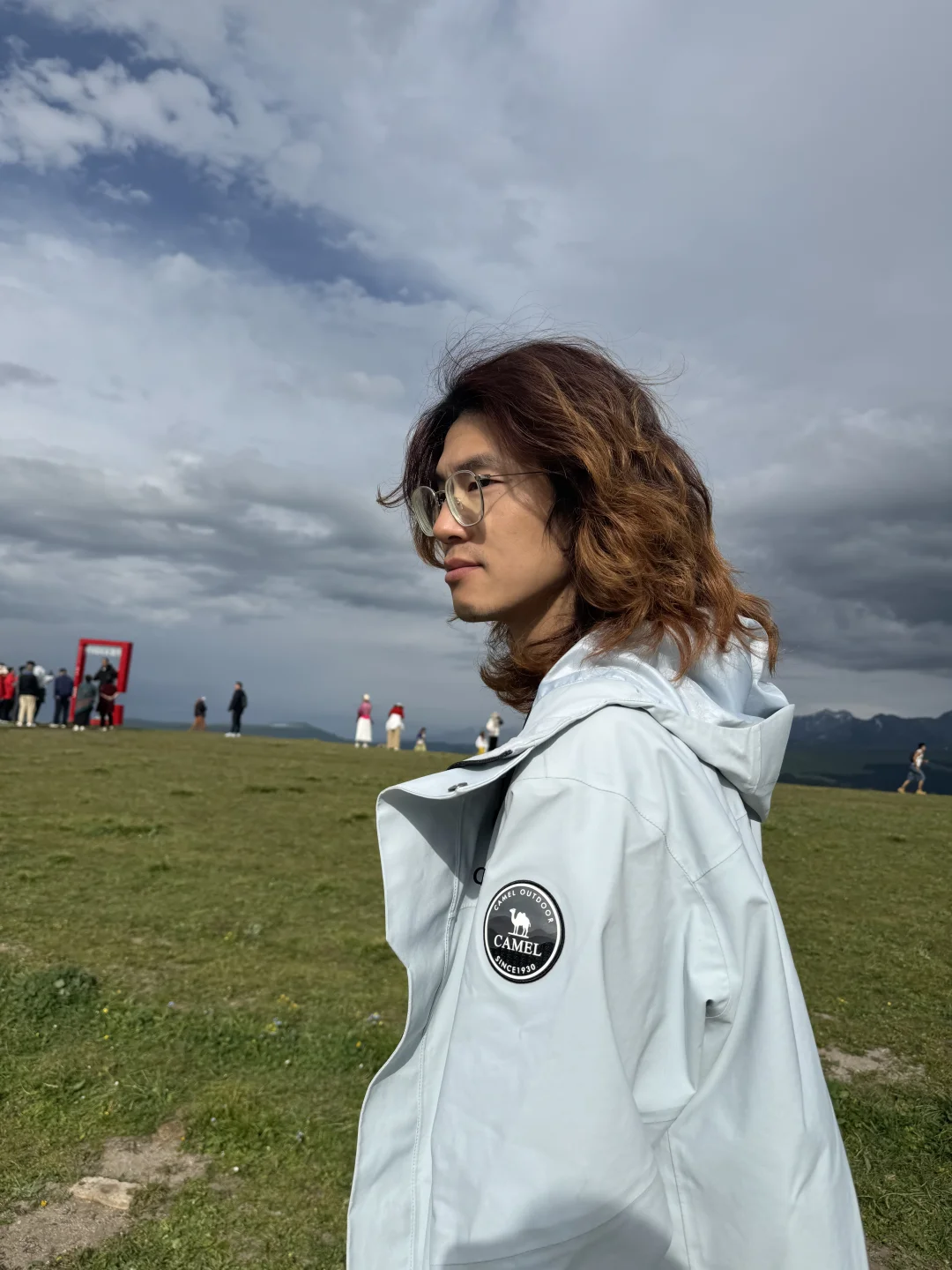 认真发问：短头发，长头发，哪个好看点