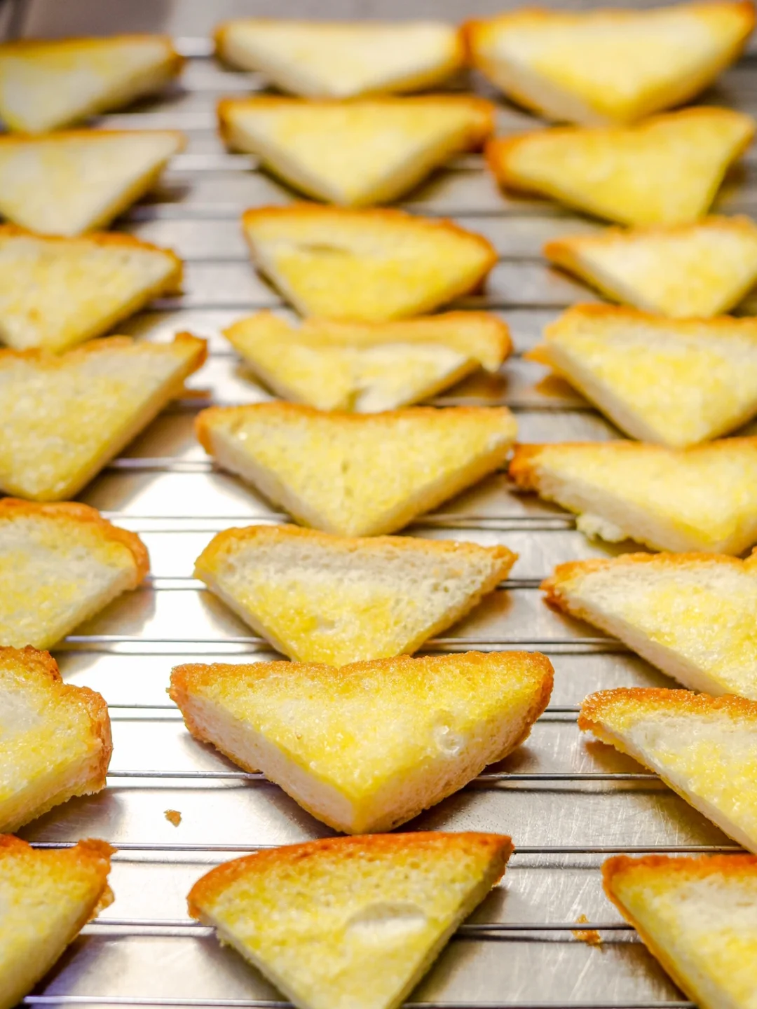 跟着EMMA吃Brunch｜黄油砂糖脆吐司