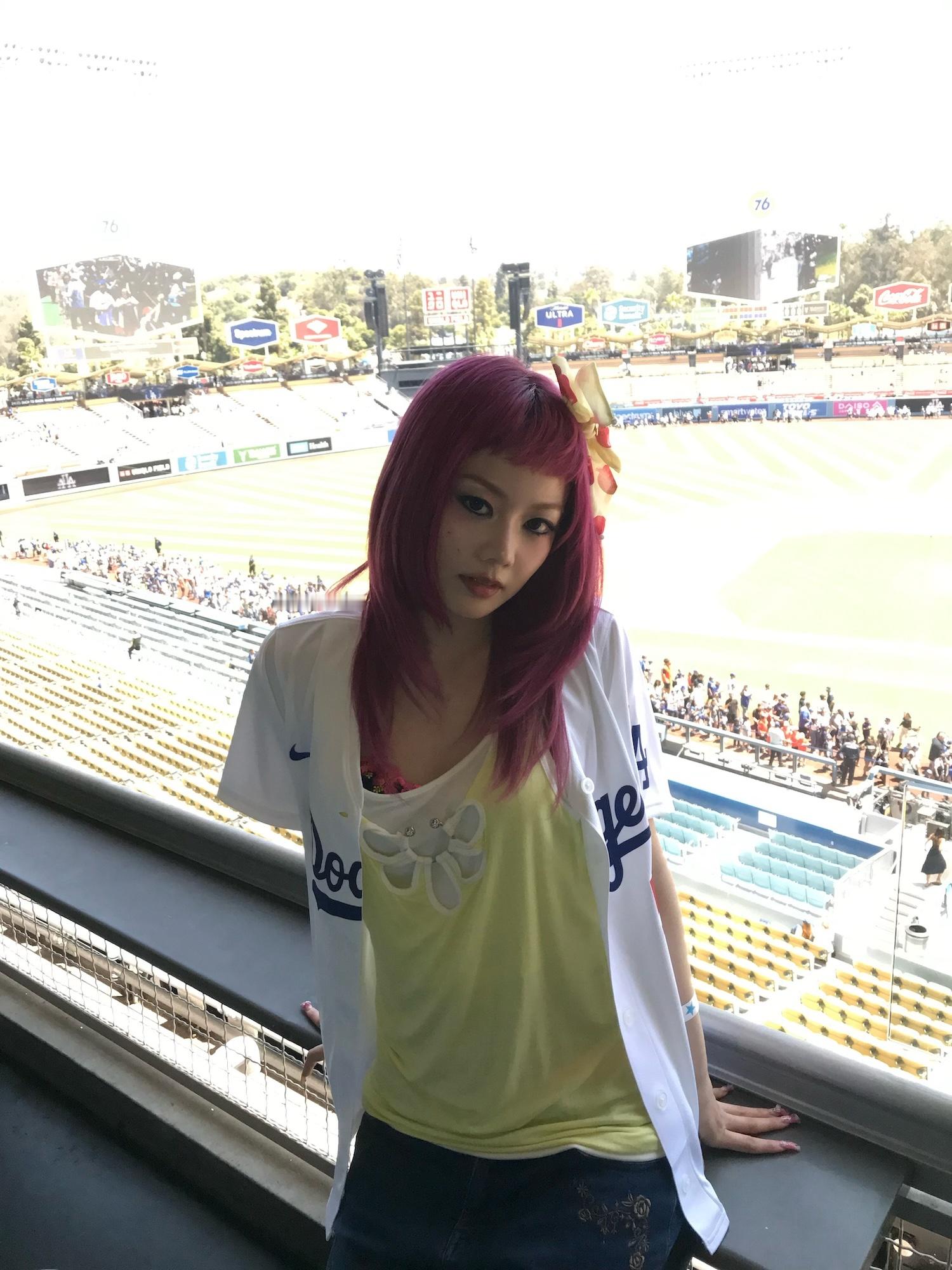 260602💎的blog  hi酱在道奇比赛的照片🍒 🍋
