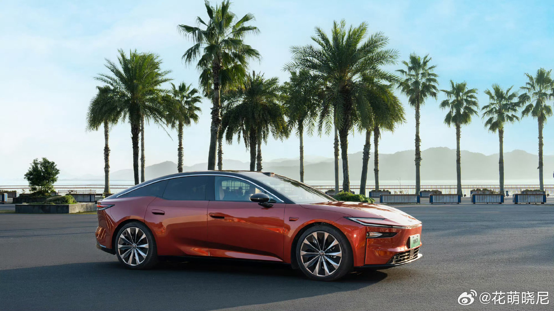 流光前脸，智启新程，铂智7焕新都市出行#新能源汽车# ​