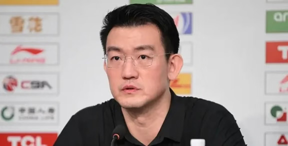 广厦双加时胜山西赛后说了啥？球员流失王博大谈不易，塔克点拼搏
	
CBA常规赛，广厦双加时115-109胜山西。赛后王博提到：没想到第一场就这么胶着，今夏肯定走了一套阵容还多，一共就六七个人有过CBA的经历。这还是强调了球队的阵容流失，赢得非常不容易。不过广厦的基本盘还是在，胡金秋和孙铭徽在加时赛暴走，塔克还可以保持全场的支撑。再加上其他球员可以稳住防守，他们还是可以咬下胜利，这会为广厦奠定一个基调，那就是死草主力，这也是王博的一大特色。
	
此时王博强调：包括球员，包括其实教练组也不是非常有信心，不管技战术会打什么，包括赛场经验，一看到黄龙这个场地的灯光，可能他们自己就开始紧张。这还是在担忧年轻球员的发挥，但本赛季广厦的核心目标还是以培养年轻球员为主，这对于王博的压力是比较大的。如果年轻球员无法通过常规赛锻炼起来，他们来到后面的比赛会非常吃亏，幸好这场年轻球员还是可以给到一些攻守帮助。
而从这场来看，广厦能轮换的年轻球员还是比较多的，不管是后场还是锋线，整体的竞争非常激烈。王博也...