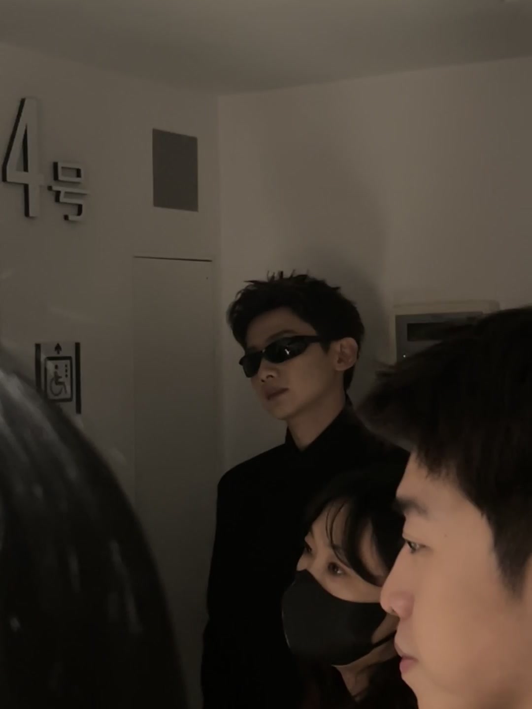🕶️白敬亭 ​