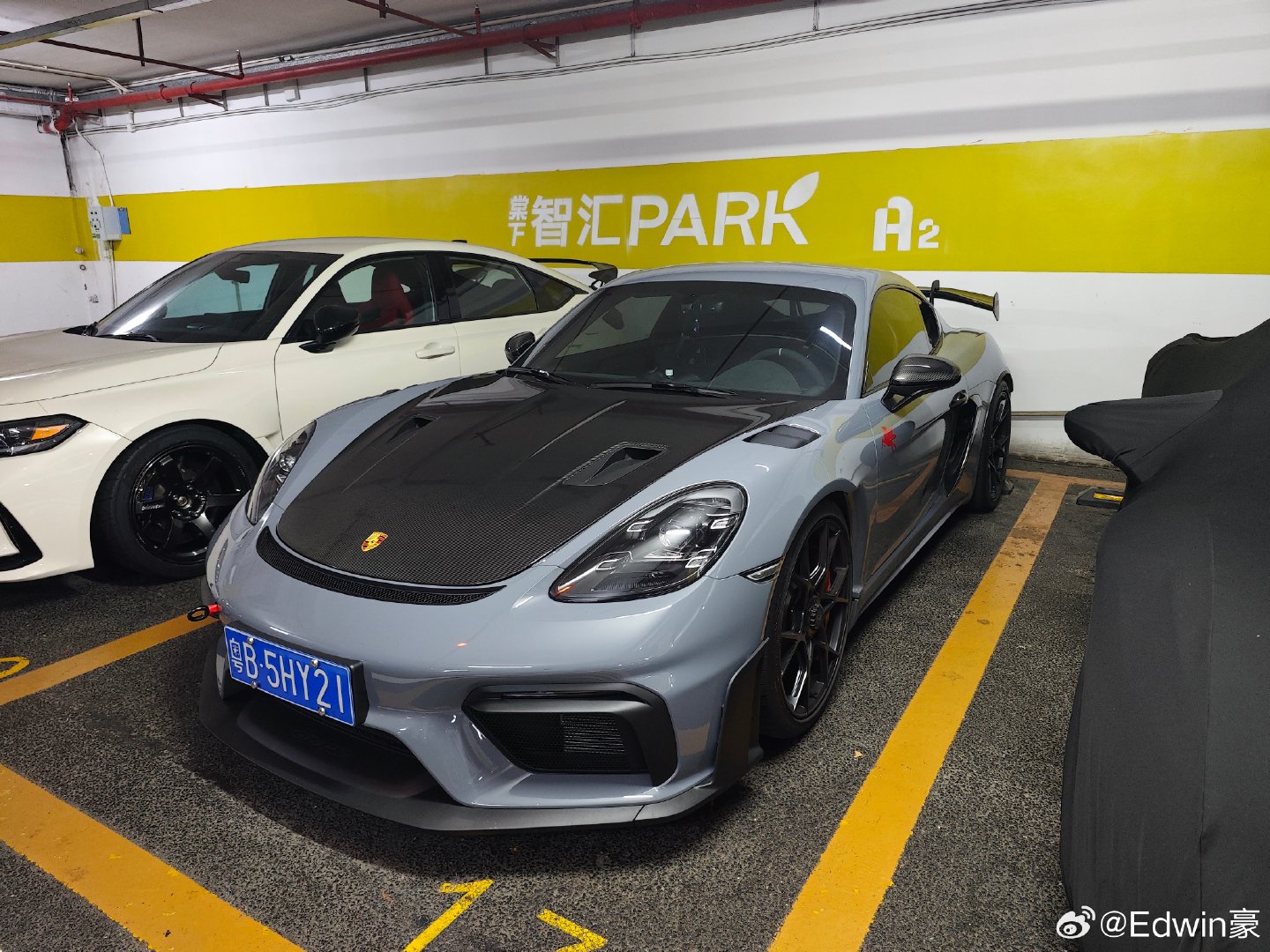 图1 保时捷卡曼GT4 RS
图2 劳斯莱斯Wraith 
图3 迷你cooper
图4 5三菱EVO9
图6 丰田坦途
图7-9斯巴鲁Chiffon ​