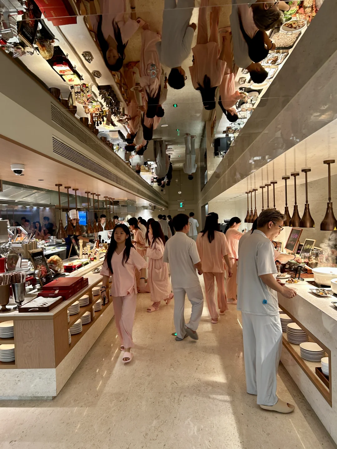 大众点评深圳热门榜top1的汤泉长这样～👀