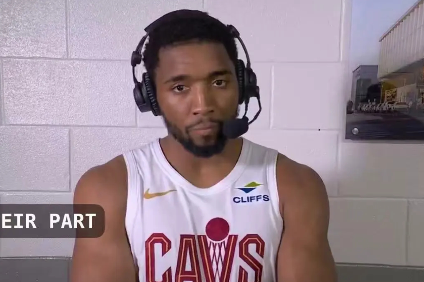 米切尔：只要属于我的时刻降临，我会永远整装待发  今天NBA季后赛骑士...