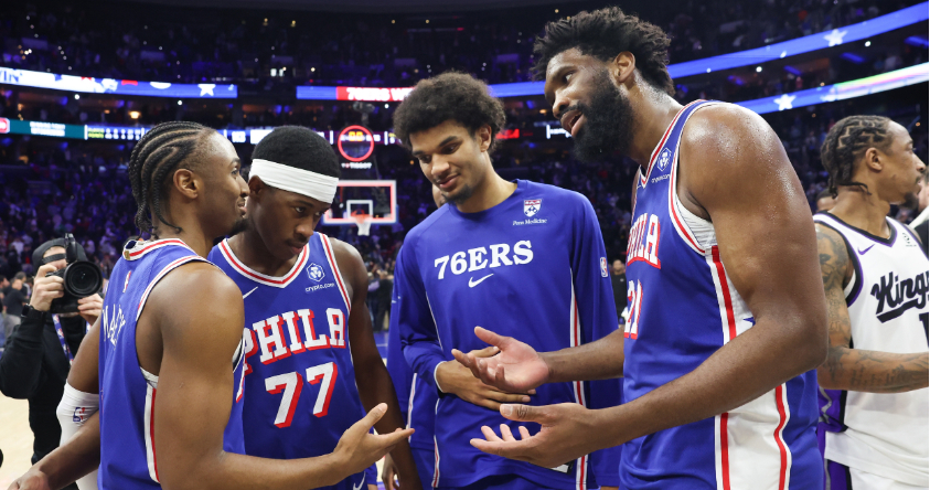 近日，前NBA球员帕特里克·贝弗利在《Pat Bev Pod》节目中，谈到了恩比德和76人。

帕特里克·贝弗利：“但对我来说，最重要的一环是恩比德。如果他们能找到办法让恩比德保持健康，毫无疑问，这对我来说是我在NBA见过的最具统治力的首发五人组。如果恩比德有机会保持健康，我甚至不是说打满每一场比赛。 ​